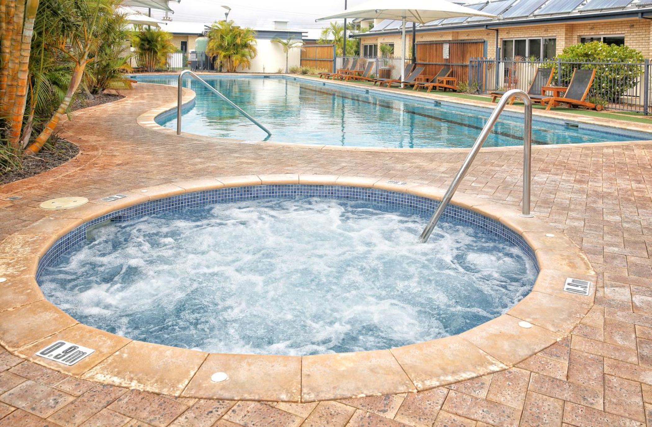 Nesuto Geraldton Aparthotel Exterior photo