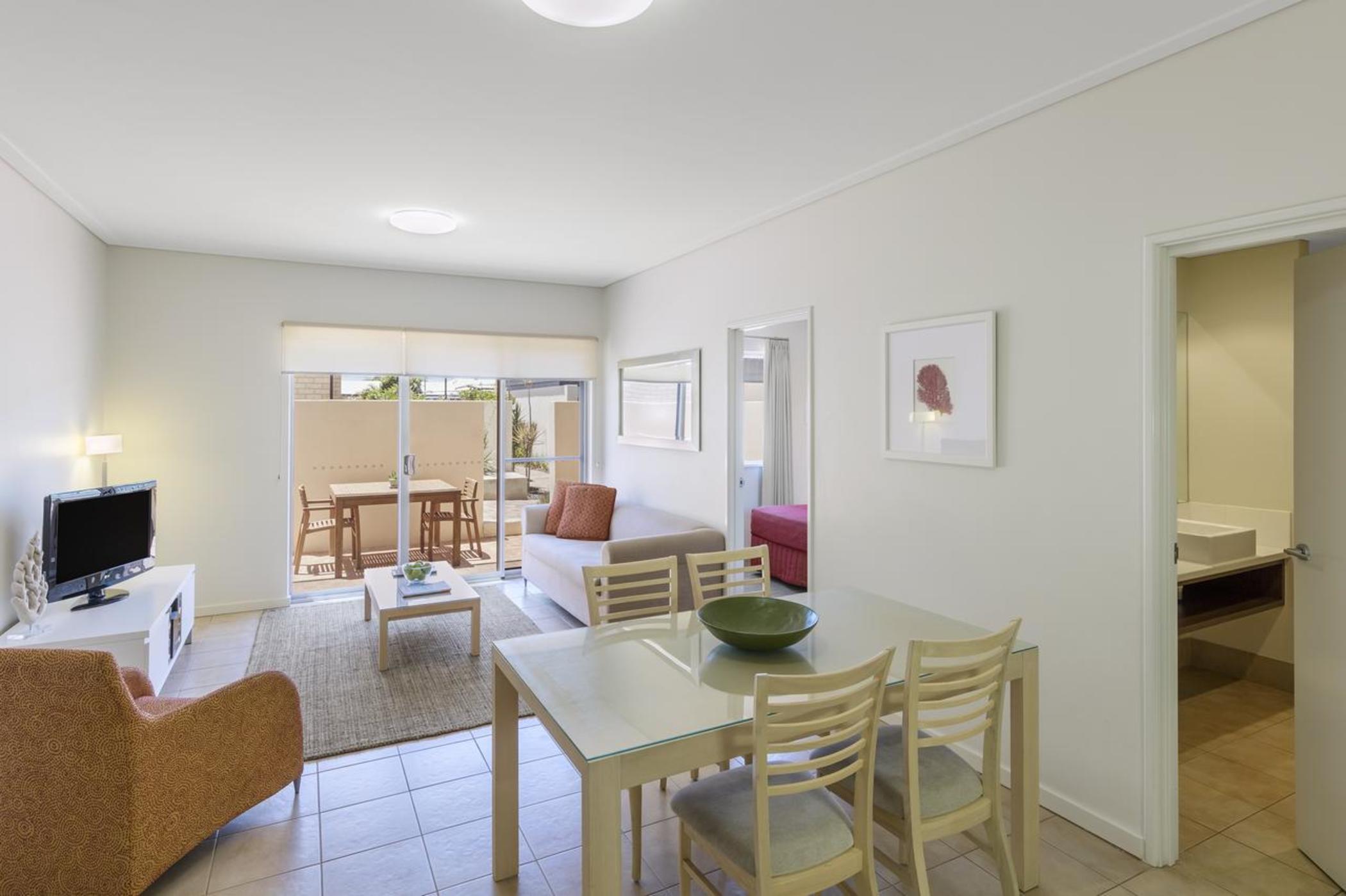 Nesuto Geraldton Aparthotel Exterior photo